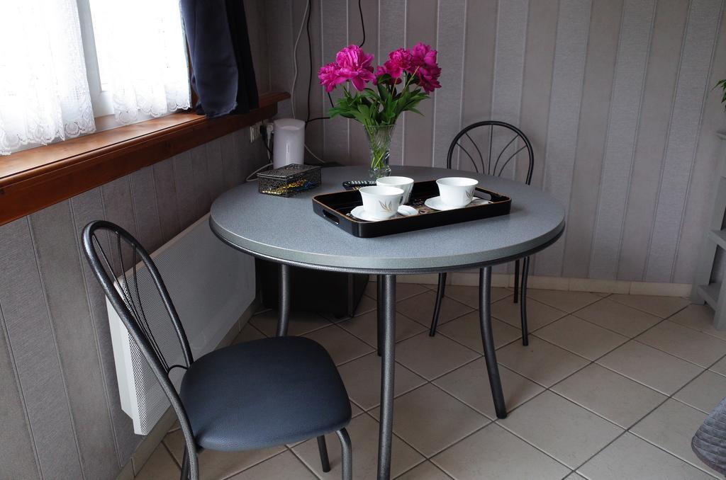 Bed and Breakfast Les Charmilles Hazebrouck Exterior foto